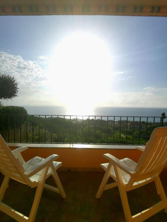 Ferienwohnung Baciati Dal Sole Zambrone Exterior foto